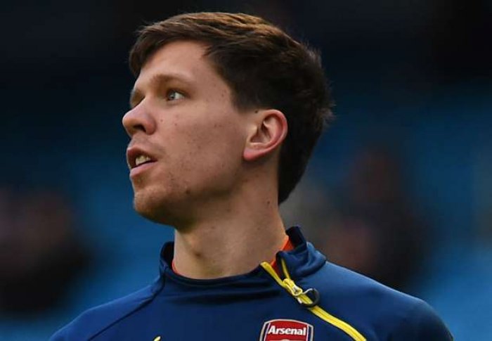 Szczesny to má v Arsenalu nahnuté, potvrdil Wenger. Šance pro Čecha?