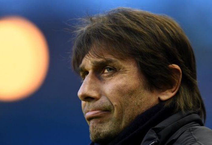 Na Stamford Bridge to vře, trenér Conte dokonce pohrozil odchodem