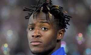 Neskutečně efektivní Batshuayi, Pogba přerušil půst, Kane připomněl Rooneyho