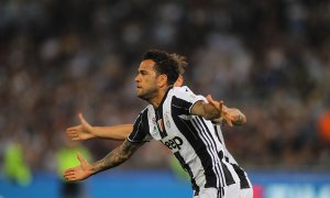 Alves má nakročeno do Anglie, bude Juventus proti?