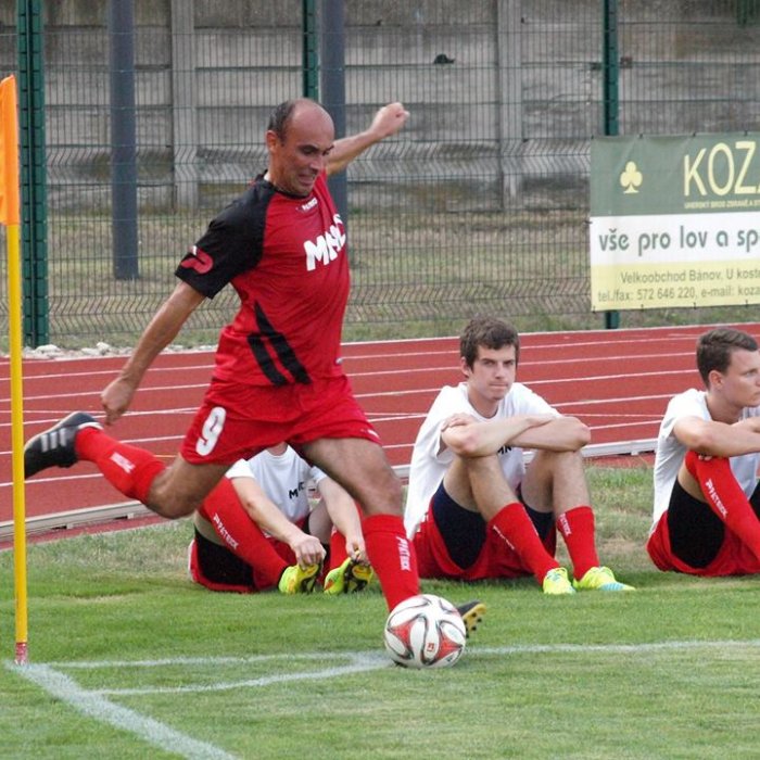 MSFL: Čtyřicetiletý Polách září v dresu Hodonína, Pašek pomohl 4 góly zostudit HFK