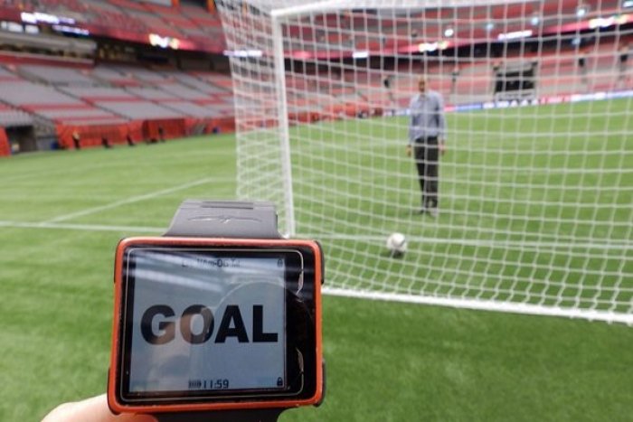 Francouzská liga po dvou chybách dočasně ruší systém goal-line technology