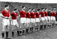 Mnichovská tragédie Manchesteru: před šedesáti lety havarovalo letadlo s legendárními Busby Babes