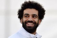 Na záda se mu dívají i Cavani, Messi, Lewandowski, Kane či Agüero. V čem je Salah v Evropě vůbec nejlepší?