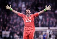 Buffon připustil, že by nemusel přestat hrát kvůli dalším zajímavým výzvám: V nižších soutěžích ale končit nechci