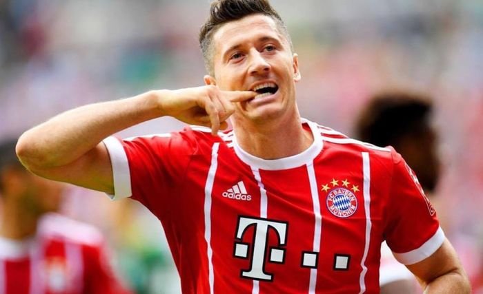 Lewandowski naznačil během sezóny odchod, ale kam?