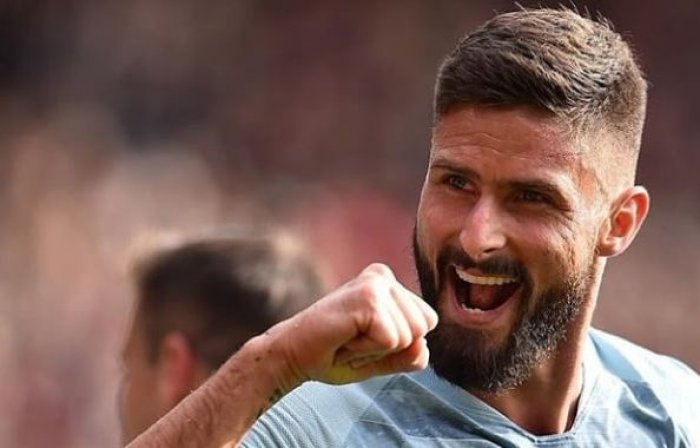 Giroud: Jsem v nejlepším anglickém klubu. Proč bych odtud měl odcházet?