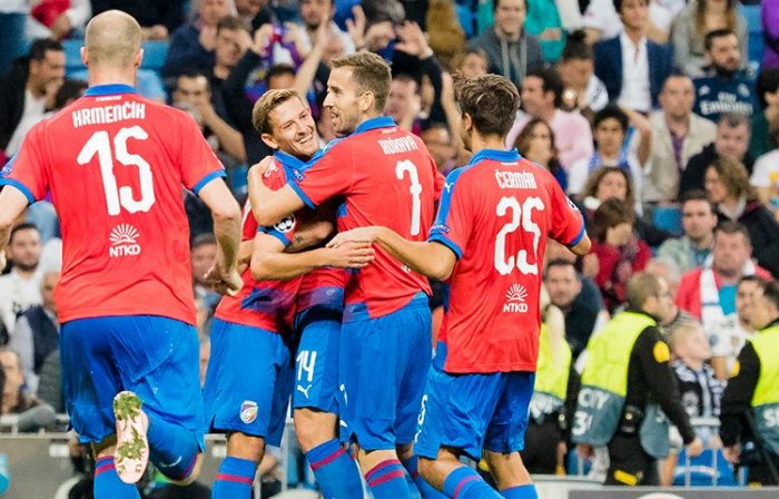 Slovácko trápilo Plzeň do poslední minuty, severočeské derby vítěze nenabídlo