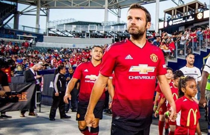 Mata v létě odejde zadarmo z United a může si i polepšit. Zájem je ze Španělska