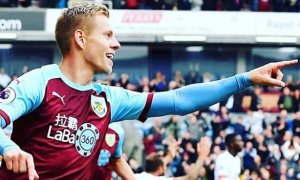 Vydra nehraje, protože se prý málo usmívá. V lednu chtěl pryč, měl 6 nabídek, ale Burnley ho nepustilo