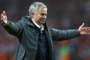 Mourinho vidí přešlapovat skauty Realu u Old Trafford. Koho chce před nimi uchránit?