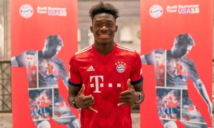 Bayern chystá tým pro lepší zítřky, nový Robben už je ve městě