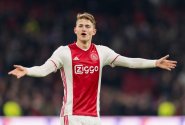 De Ligt chce jít za de Jongem do Barcelony, vyšlo z kabiny Ajaxu