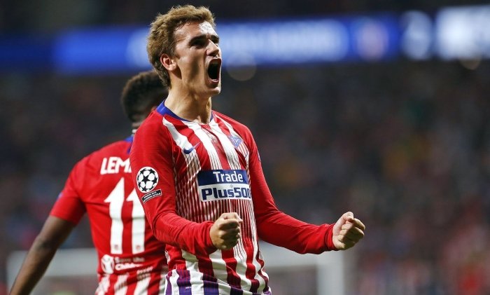 United vyhráli i na Tottenhamu, Griezmann vystřelil Atletům těsné vítězství