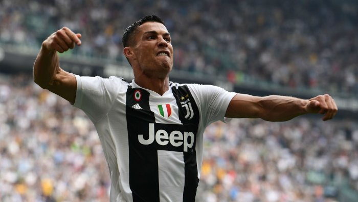 Zákulisí přestupu Ronalda: Cristiano chtěl jen a pouze do Juventusu, říká ředitel Staré dámy