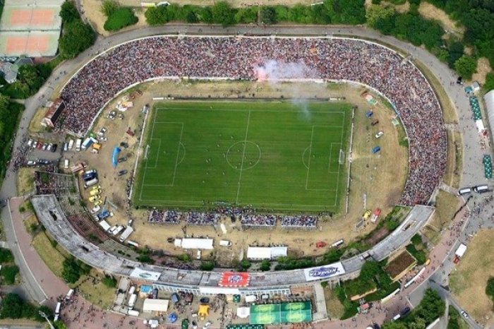 Tři největší návštěvy v historii první ligy. Všechny na jednom stadionu!