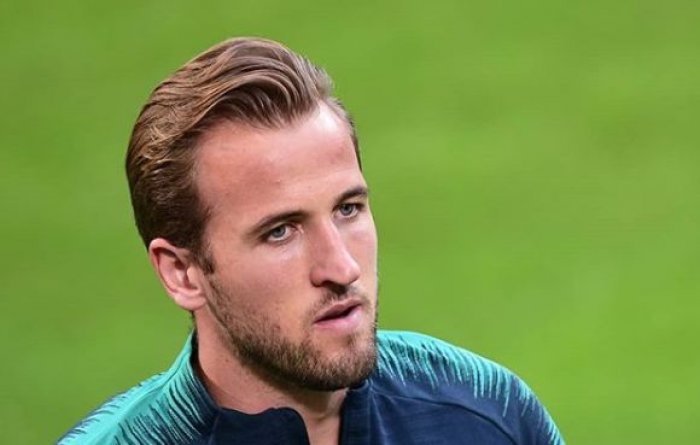 Tottenham je obyčejný, vyslechl si Kane z úst Ibrahimoviče, který anglické extratřídě doporučuje odchod