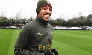 Bude hledat Arsenal dalšího kapitána? Aubameyanga lákají do Španělska