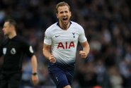 V Tottenhamu zůstane ještě několik let, věří Redknapp. Odolá Kane nabídce Manchesteru United?