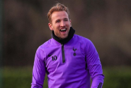 Vyměnit fotbal za americký fotbal? Podle legendy Spurs to Kane udělá...