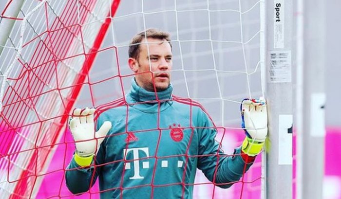 Bayern si koupil nového brankáře, Neuer se však konkurence neobává