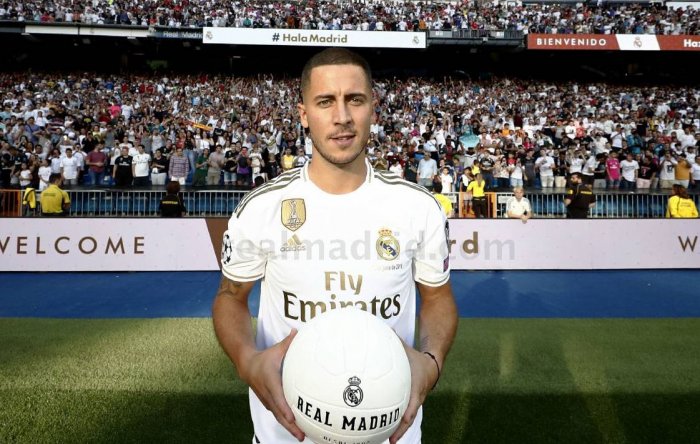 Nemyslím si, že je pozdě, jsem v nejlepším momentu své kariéry, hlásí Hazard po představení na San Bernabéu