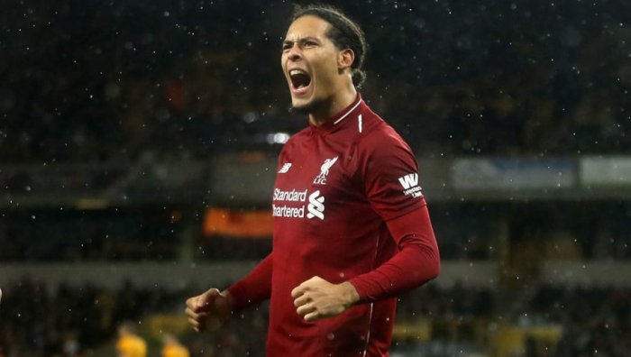 Van Dijk není nejlepší hráč světa, hlásí jeho krajan