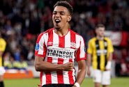 Nejlepší snajpři Eredivisie? Po úchvatném pětigólovém představení všem vládne vrstevník Sadílka z PSV