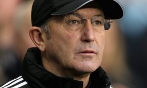 Pulis se ujímá West Bromwiche, volá po jednotě