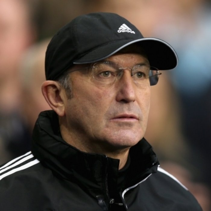 Pulis se ujímá West Bromwiche, volá po jednotě