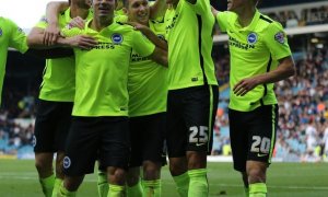 Brighton může slavit postup do Premier League už v pondělí