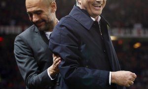 Již zítra změří své síly rivalové Jose Mourinho a Pep Guardiola. Jakých bylo jejich 18 měsíců v Manchesteru?