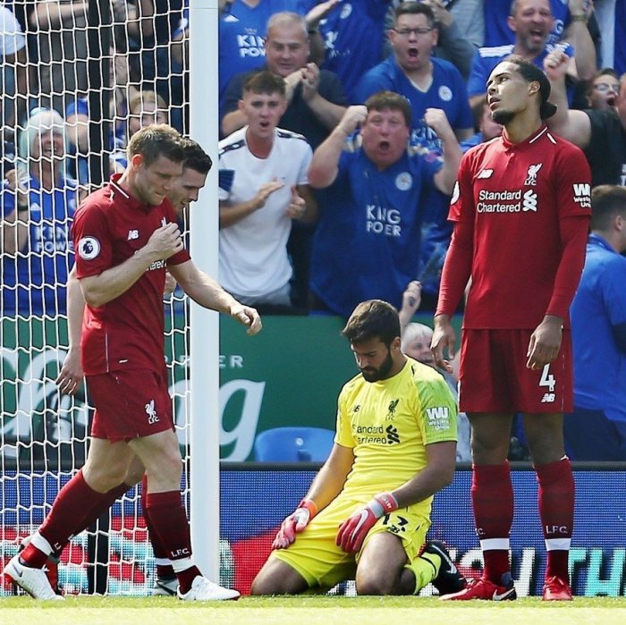 4. kolo PL v kostce: Chyba Alissona Liverpool o body nepřipravila, stoprocentní zůstává Chelsea a překvapivě i Watford