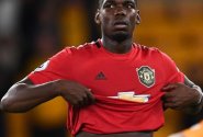 Manchester United pouze remizoval, Pogba schytal další kritiku