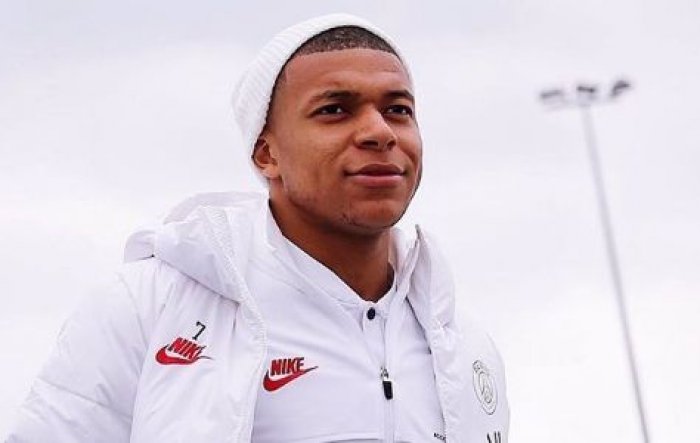 Mění se Mbappé na krále večírků Neymara? Dugarry projevil obavy, že ano...