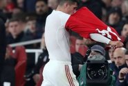 Xhaka by mohl opět okusit Bundesligu. Zájemce však zatím nesplňuje finanční představy Arsenalu