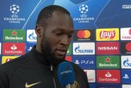 I přes skvělý výkon Lukaku v Praze trpěl, fanoušci Slavie ho zavalili sprchou rasistických urážek