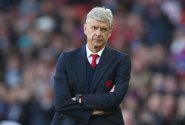 Arsene Wenger volal o práci do Bayernu, dostal košem