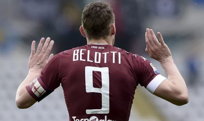 Belotti v merku Ancelottiho, ovšem i Solskjaera