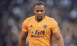 Kouč Tottenhamu tlačí na vedení, aby mu přivedlo Traoreho z Wolves