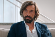 Pirlo prý mohl jít trénovat do Premier League, ale vzal béčko Juventusu. Proč?