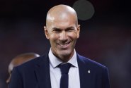 Zinedine Zidane se vrací do role trenéra. Který tým za pár měsíců vyzkouší jeho trenérské metody?