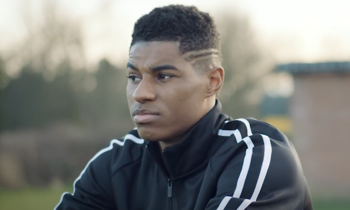 Rashford se dočkal velké pocty, vyznamenala ho britská královna