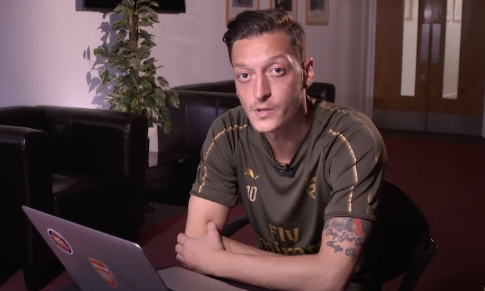 Özil pravděpodobně po sezóně zamíří mimo Evropu, v Arsenalu mu skončí smlouva