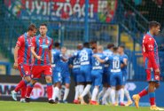 Pardubice slaví první ligovou výhru, Plzeň zažila v Liberci krutou sprchu, Sparta neměla se Sigmou problémy