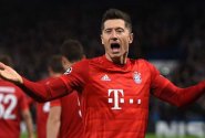 Hráč roku Lewandowski předčil Neuera i De Bruyneho, cenu prezidenta UEFA získal bývalý hráč Blues