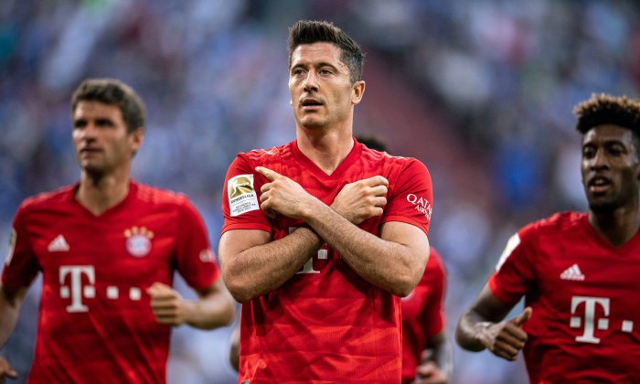 Lewandowski se postaral o rekord, Gebre Selassie zajistil Brémám tři body