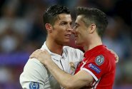 Lewandowski má na dosah unikátní rekord. Nemyslím na to, tvrdí však hvězda Bayernu