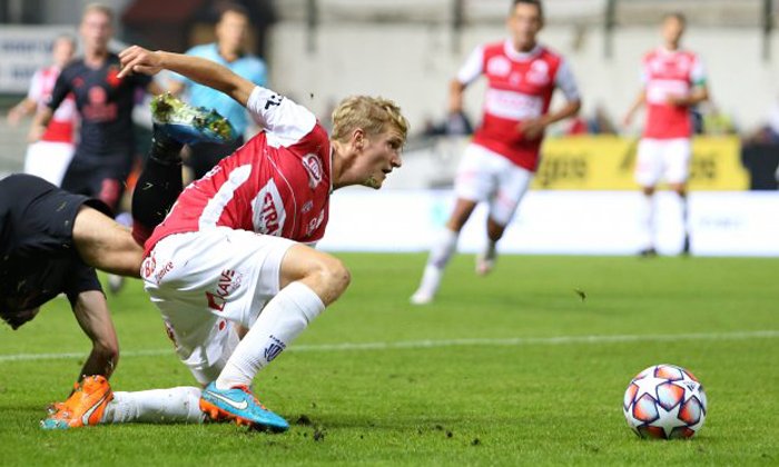 Pardubický Tischler se chytil v Pardubicích. A už prý po něm pokukuje i Slavie