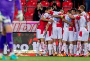 Slavia deklasovala bezbranné Teplice, které dohrávaly v početní nevýhodě